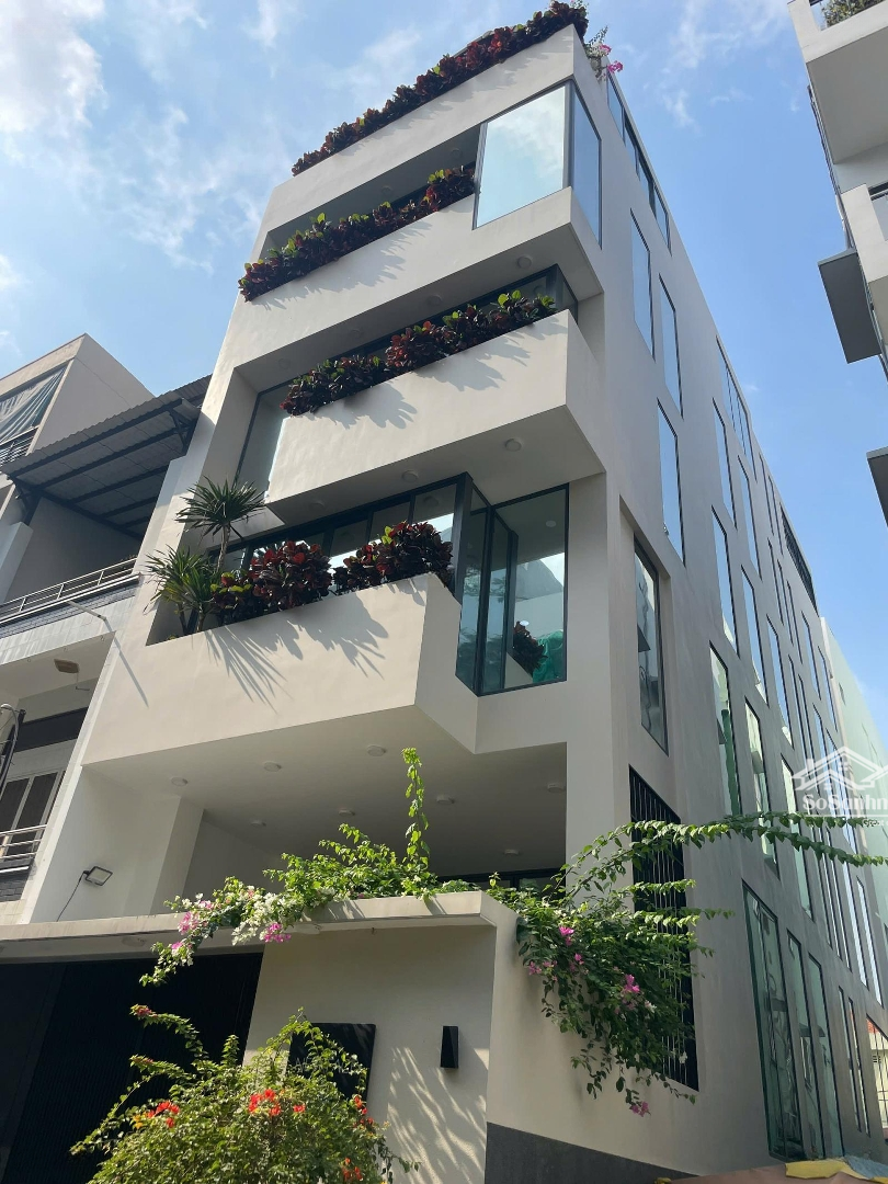 Bán Góc 2Mt Đường C18, Phường 12, Quận Tân Bình. 6,8 X16.5M Cn: 112M. 4 Tầng Giá Bán 28 Tỷ.