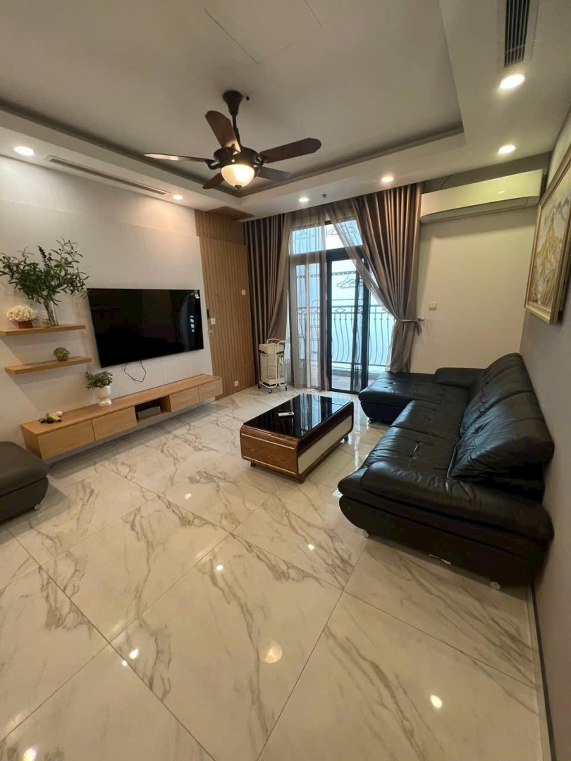 Em Cho Thuê Căn Hộ Royal City R23012B Thiết Kế 2 Phòng Ngủ-105M; Full Đồ Đã Thay Mới Điều Hoà