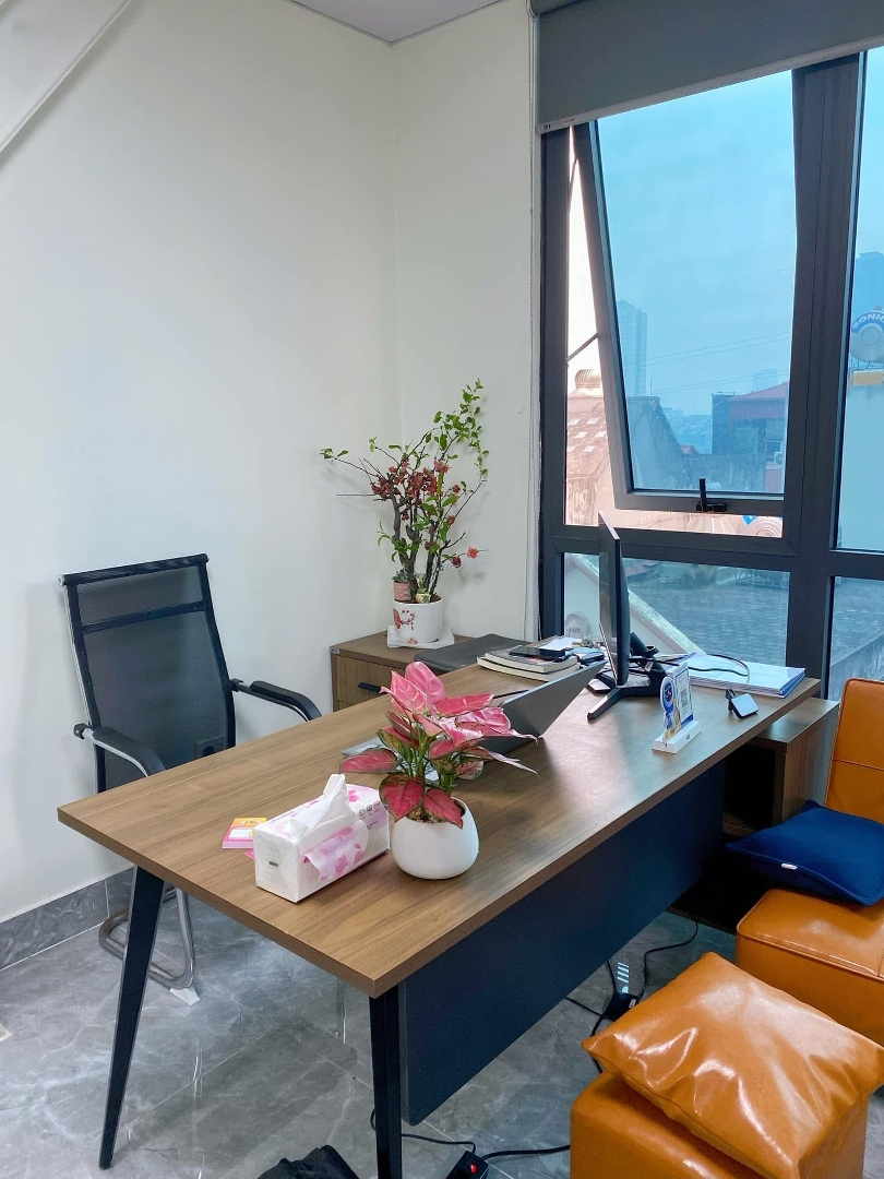 Cho Thuê Văn Phòng Đẹp Xuất Sắc Tại Khương Đình, 17 Triệu, 100M2