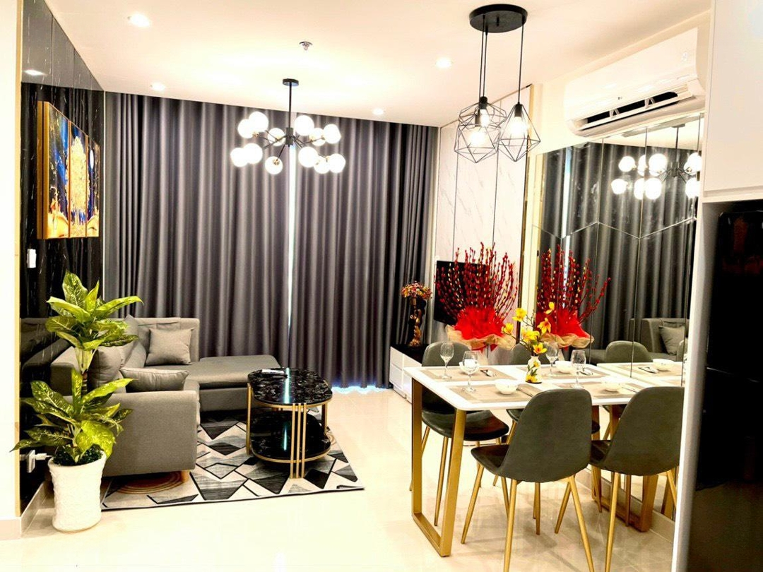 Căn Hộ 2 Phòng Ngủduy Nhất Hướng Đông Nam Sổ Hồng Giá Tốt Nhất Tại Vinhomes Q9 2.380 Tỷ View Sông Mát Mẻ