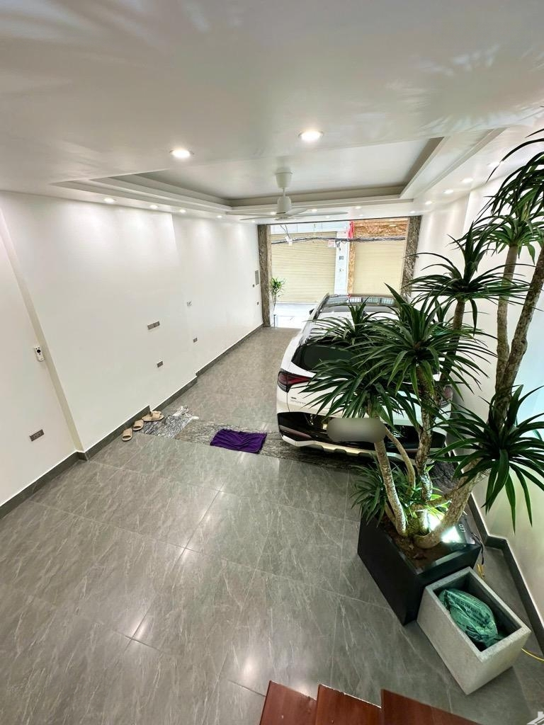 Bán Nhà Phân Lô Ô Tô Vào Nhà Hoàng Mai 55M X 6 Tầng - Giá Bán 18.6 Tỷ