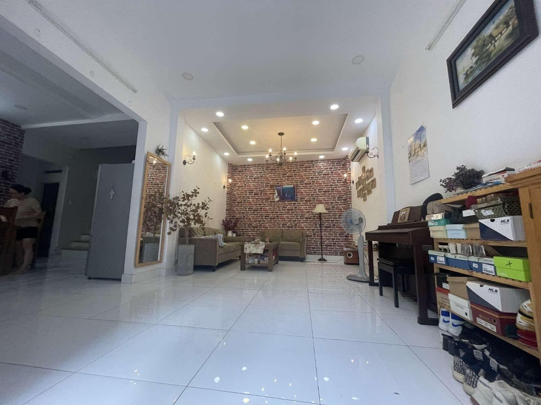 Bán Nhà Riêng Tại Nguyễn Văn Đậu, 10,5 Tỷ, 100M2, Giá Ưu Đãi