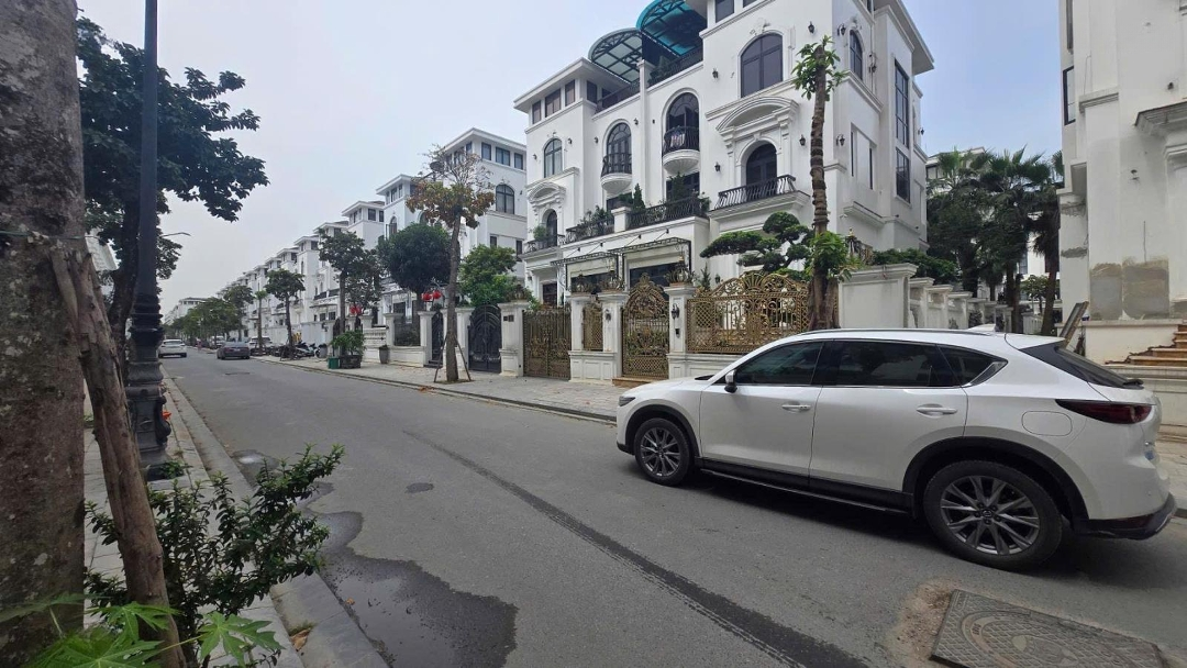 [Bán Gấp - Giá Tốt] Biệt Thự Vip Khu Đô Thị Hoàng Văn Thụ - Hoàng Mai, Hà Nội- 100M2 Chỉ Hơn 30 Tỷ