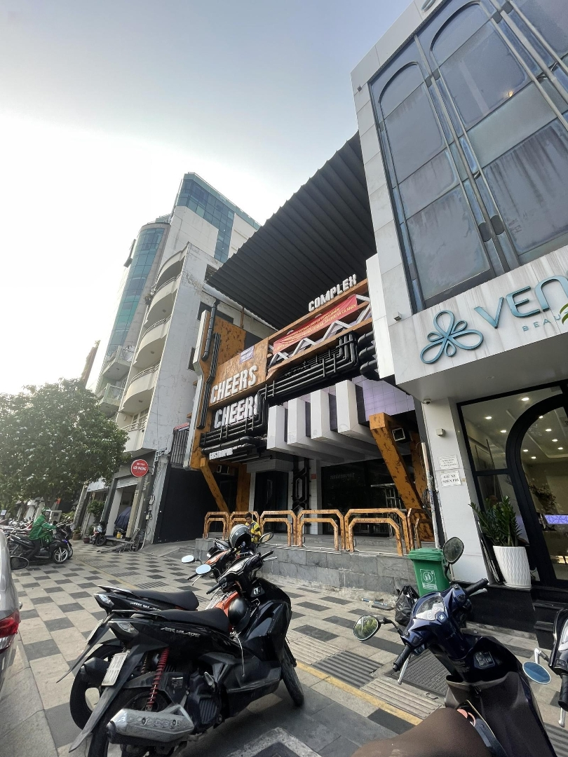 Vị Trí Vàng Ngay Bến Thành! Chính Chủ Bán Nhà Mặt Tiền Lê Lai Quận 1 (7,5X18M) 4 Tầng Giá Chỉ 60 Tỷ