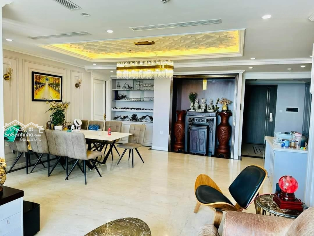 Vợ Chồng Em Bán Nhanh Căn Hộ Chung Cư 3 Ngủ Toà 34T - Hoàng Đạo Thuý - Giá Bán 8,8 Tỷ - Liên Hệ: 0988 246 495