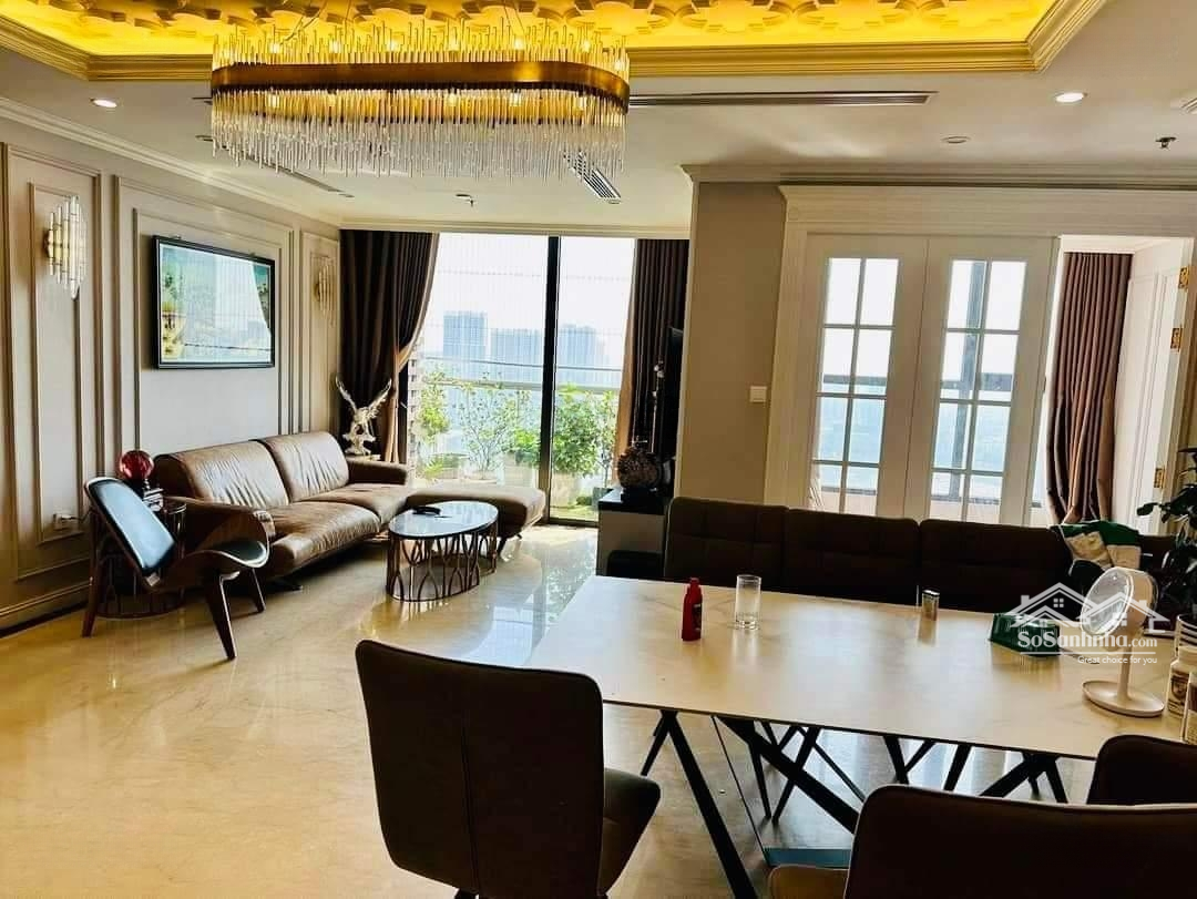 Vợ Chồng Em Bán Nhanh Căn Hộ Chung Cư 3 Ngủ Toà 34T - Hoàng Đạo Thuý - Giá Bán 8,8 Tỷ - Liên Hệ: 0988 246 495