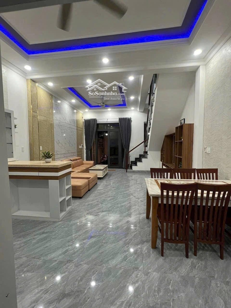 Cho Thuê Nhà Tại Lê Hồng Phong, 10 Triệu, 100M2, 3 Phòng Ngủ 2 Vệ Sinhsân Xe Hơi