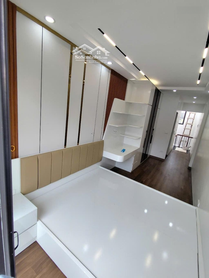 40M2 - Gần 5 Tỷ Đường Hoàng Mai- Nhà Đẹp Tặng Full Nội Thất - Thiết Kế Hiện Đại - Công Năng Đầy Đủ