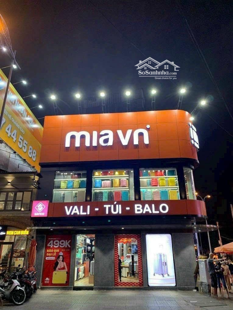 Bán Nhà Mặt Tiền Ngay Cống Quỳnh Quận 1 ( 8,5 X 20M)- Hđt: 190 Triệu/Tháng - Giá Bán 60 Tỷ
