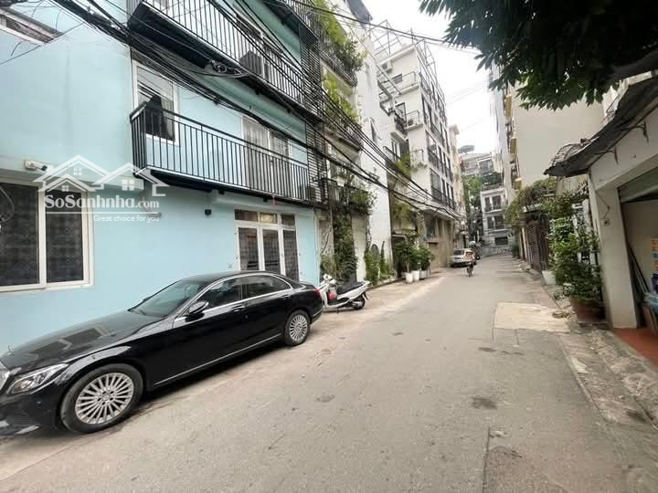 Tây Hồ -Xuân Diệu-Quảng An - Một Viên Ngọc Sáng Tại Đường Hồ Tây- Thang Máy 5 Sàn Cho Thuê .