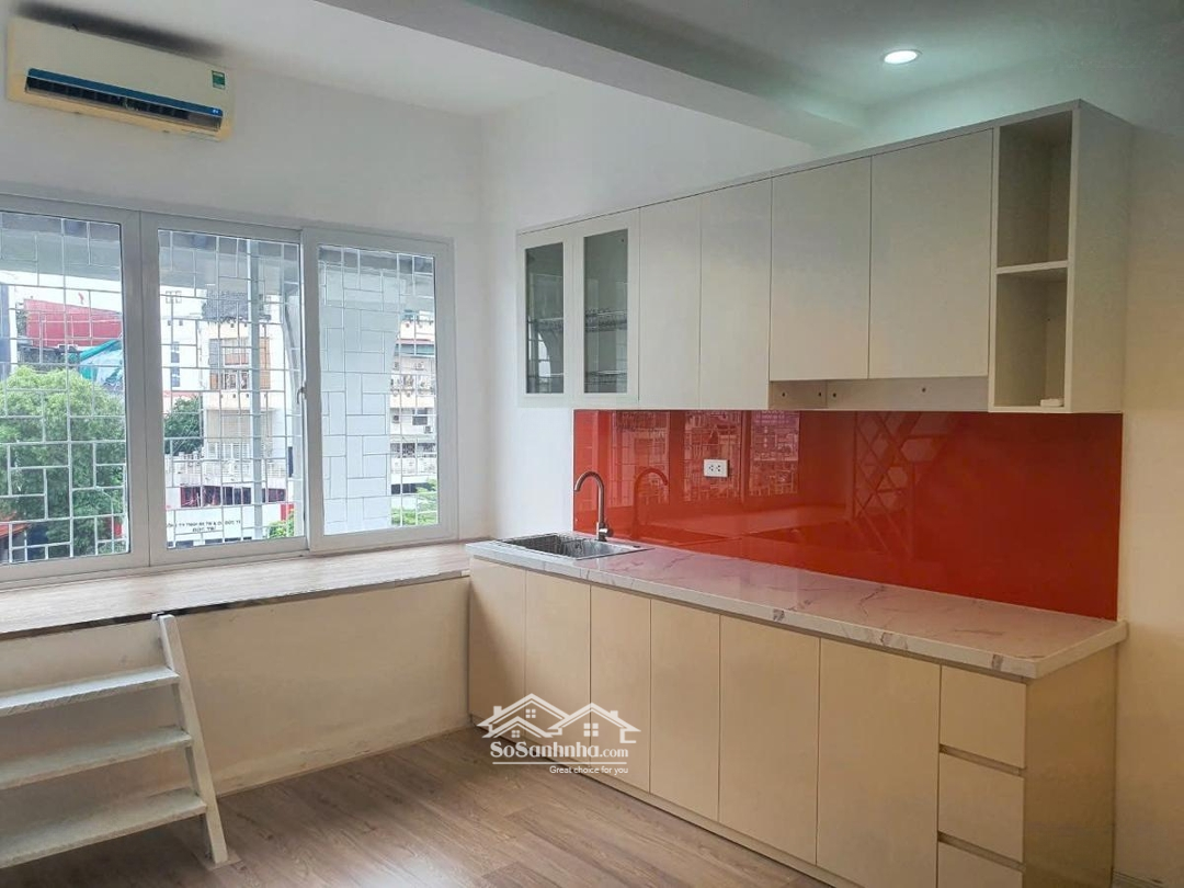 Hot! Bán Tập Thể Mặt Phố Trường Chinh, Đống Đa, 60M, 2 Ngủ, 2 Vệ Sinh, Nhà Đẹp Siêu Thoáng Ở Luôn