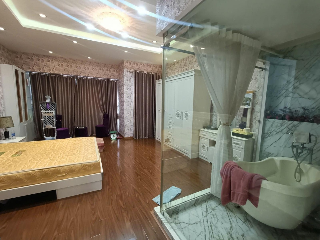Bán Nhà Mặt Phố Huỳnh Tấn Phát, 13 Tỷ Vnd, 95M2, 4 Phòng Ngủ+ 3 Vệ Sinh Chính Chủ