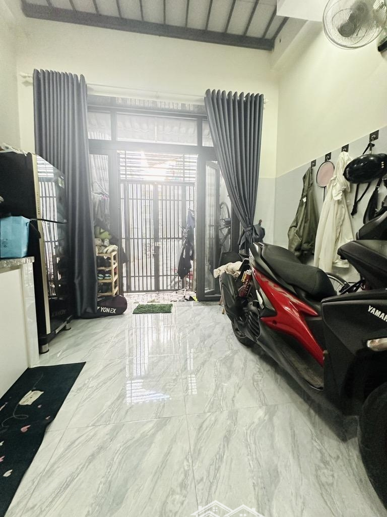 Bán Nhà Nguyễn Khoái Quận 4 - 4 Tầng Đúc Thật - 24M2 - Chỉ 3 Tỷ - Sát Hẻm Ôtô