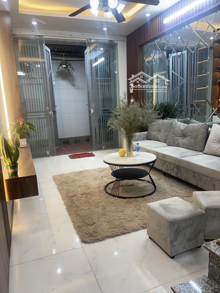 Trung Tâm - Cách Mặt Phố 3 Bước - Nhà Mới Đẹp - Ngõ Nông, Rộng Thoáng - Ô Tô Sát Nhà