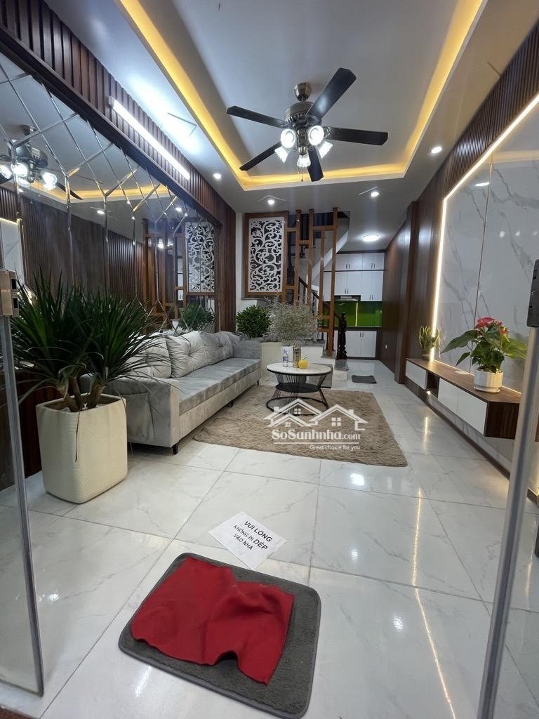Trung Tâm - Cách Mặt Phố 3 Bước - Nhà Mới Đẹp - Ngõ Nông, Rộng Thoáng - Ô Tô Sát Nhà