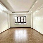 cho thuê nhà gần trung tâm quận hoàng mai,35m2x5 tầng, ngõ thông