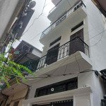 Cho thuê nhà phố Kim Mã dt 35m2*5 tầng 3PN giá 13tr/tháng