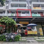 Cho thuê tầng 4, 2PN 70m2 đường Nguyễn Thị Nhung KĐT Vạn Phúc