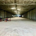 bán kho 1.500m2 mới xây dựng tại krong păc-daklak trung tâm vùng sầu riêng