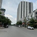 Cực hiếm, bán nhà 2 tầng, lô góc hai mặt tiền mặt phố Thành Trung, TT Trâu Quỳ.