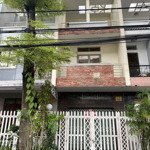 Cho thuê nhà 1 trệt, 2 lầu tại khu dân cư An Bình, đường Lê Thị Vân