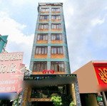 Cho thuê khách sạn CHDV Hoàng Văn Thụ 7x18m 26pn, giá 109 triệu