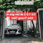 73 m2 nhà 3 tầng gần Phạm Văn Đồng Linh Đông sân đậu xe hơi