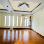 cho thuê nhà 4 tầng x 42 m2 , mặt ngõ rộng 2 ô tô tránh nhau, ngõ 44e lê lai, hải phòng