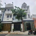 Bán nhà KDC Cát Tường Phú Sinh tặng nội thất đường số 16