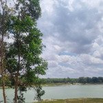Bán đất mặt tiền hồ Lộc An