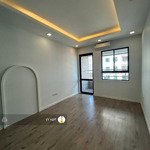 bán căn hộ 18t lê văn lương, thnc, dt 107m2, giá 54tr/m2