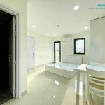 studio tách bếp,ban công lớn,tone trắng siu xinh,full nội thất,view landmark,khu an ninh,yên tĩnh