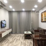 (Đúng hình đúng giá) Cho thuê CHCC Tản Đà - 110m2, 3pn, 2wc, giá: 15tr