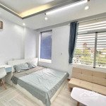 Căn hộ 30m2 cửa sổ lớn ngay chợ Phạm Văn Hai, gần CV Hoàng Văn Thụ