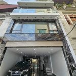 Bán nhà Hoàng Hoa Thám, Tân Bình 55m2 có thang máy, hẻm ô tô giá 6 tỷ