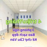 Nhà 3 phòng ngủ sạch mới kế chợ Cầu Ván