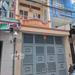 Gấp bán nhà MT Nguyễn Duy,Quận 8, phường 10,39m2, 2 Tầng, 2 phòng ngủ