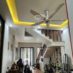 bán căn nhà 40m2 ngang 4m cực đẹp tuyến 2 khu tái định cư thế lữ giá 5.8 tỷ. liên hệ 0936 577 587