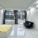 Căn Hộ 35m2 ngay chợ Bà Chiểu - Phòng rộng, cửa sổ lớn