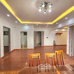 cần bán chung cư, 118m2 tầng đẹp, giá3,5 tỷ. tặng full nội thất