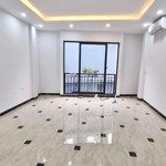 bán nhà phố láng hạ 40m2, 5 tầng, nhà đẹp gần phố ở luôn, chỉ nhỉnh 6 tỷ