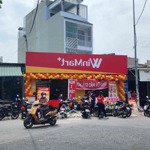 Winmart cần thuê nhà góc 2MT ở khu vực thành phố Hồ Chí Minh.
