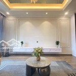 citychính chủ cho thuê căn hộ tại royal city, 3pn, 188m2 , nội thất full thiết kế