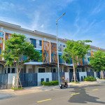 nhà liên kế tại sun casa central của cđt vsip