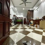 nguyễn văn cừ, sát phố, 42m2, 5 tầng, 4 tỷ, về ở ngay, phải nhanh mới còn, không824315494