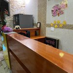 cho thuê nhà 3 lầu full nội thất thị trấn bến lức long phú villa giá 10tr lh:0906600534