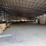 Cho thuê xưởng 2500m2.Gần vòng xoay TP Mới ,Tân Uyên,Giấy tờ đầy đủ ,