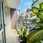 Căn hộ 1PN balcony, fullNT, gần vòng xoay Cống Quỳnh, Quận 1