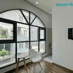  Studio cửa sổ thoáng full nội thất bờ kè Hoàng Sa - Trường Sa, ngã 4