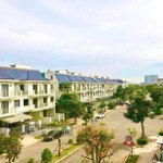 cho thuê nhà phố góc lakeview city 7x20m giá 26 triệu, hoàn thiện 3 pn 4 wc, lh 0907110827 h. chiến